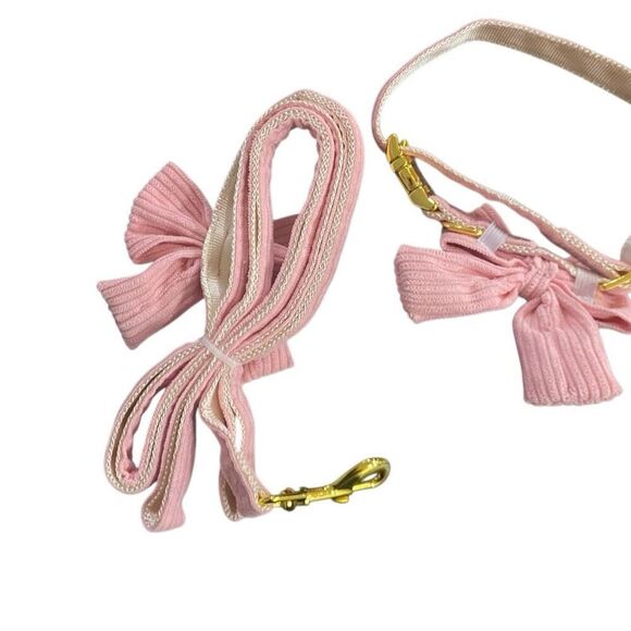 Dog collar and leash NEW pink bow corduroy fake gold hardware - Picture 2 of 3